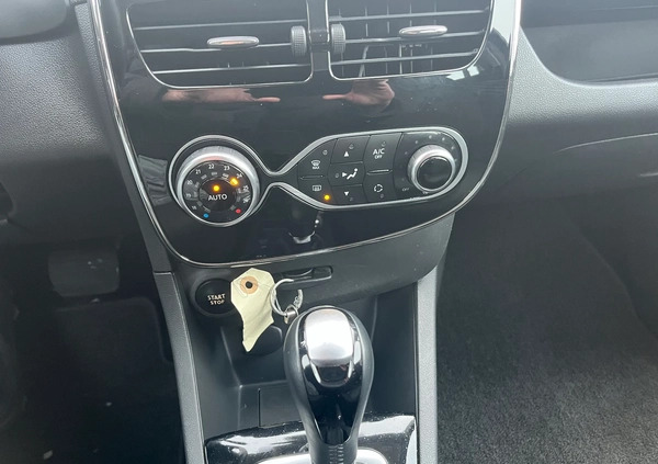 Renault Clio cena 34000 przebieg: 145300, rok produkcji 2015 z Radzymin małe 232